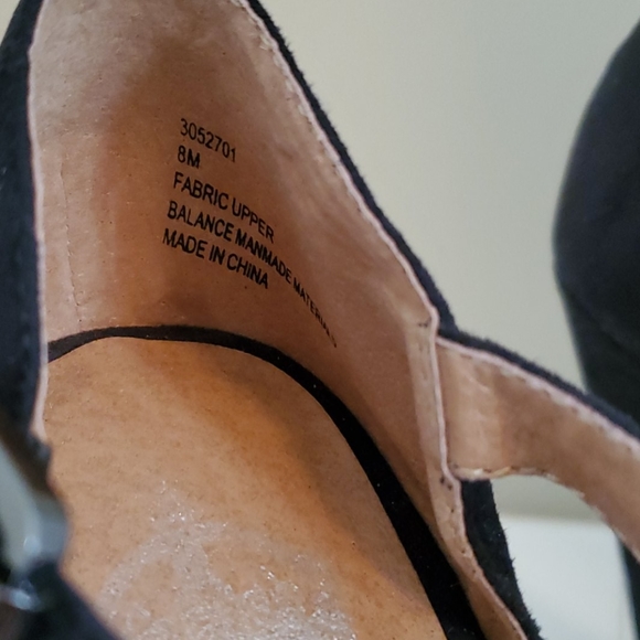 Crown Vintage black suede tstrap peep toe wedge 8 - Picture 2 of 6